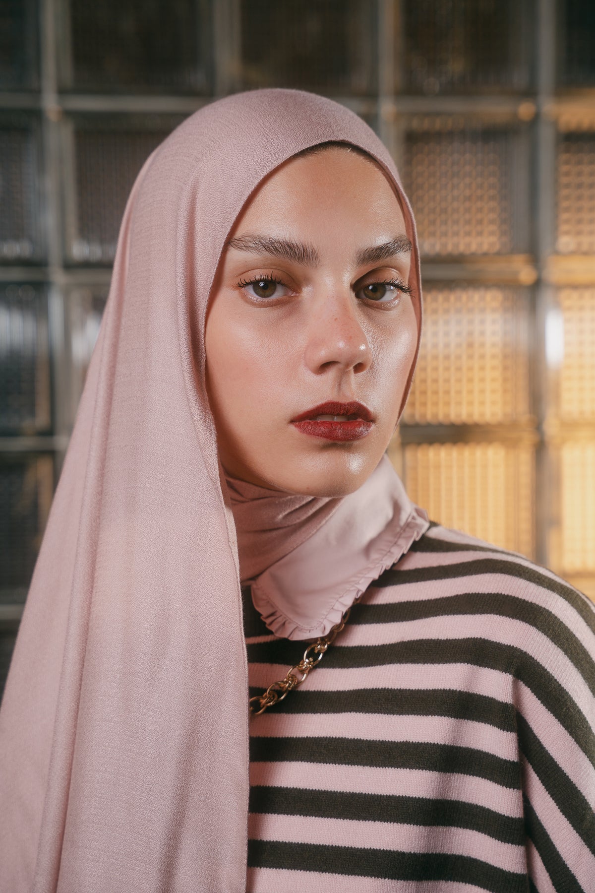 EMMA Misty Rose Elegance hijab — muted hazy rose modal