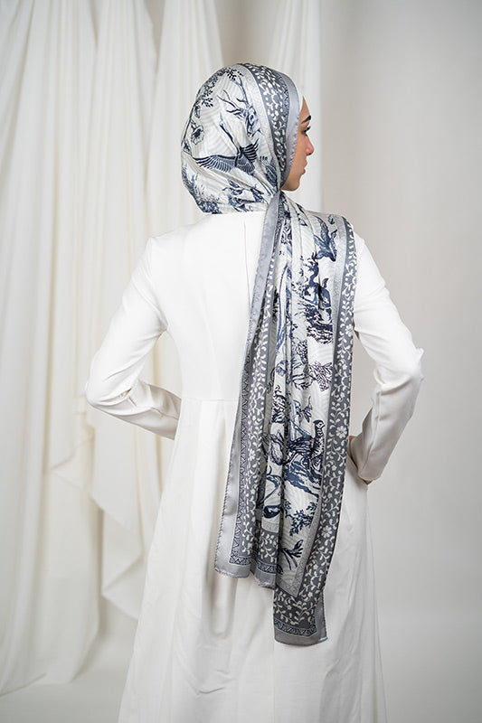 Asiatique in Satin