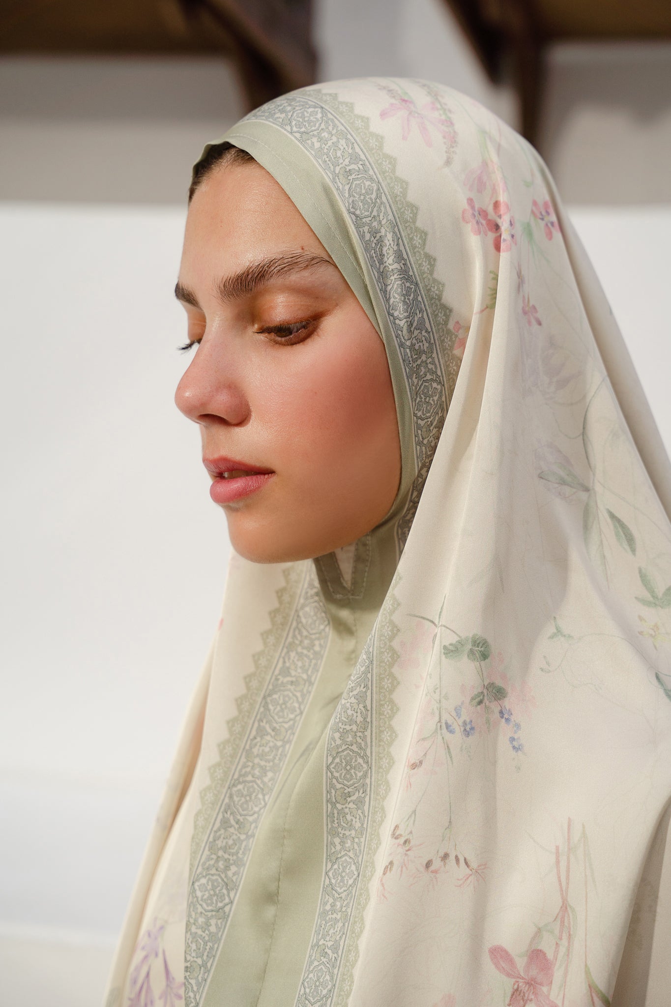 Fajr Premium Satin Prayer Gown