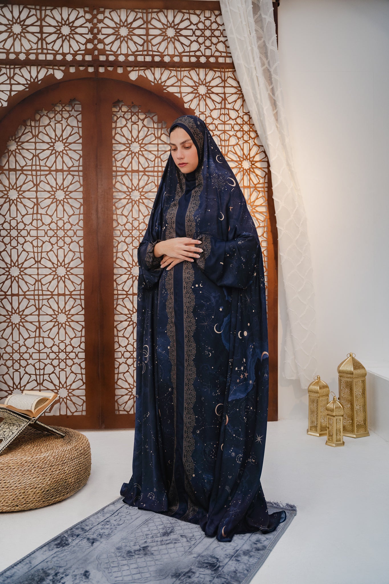 Daii Premium Satin Prayer Gown