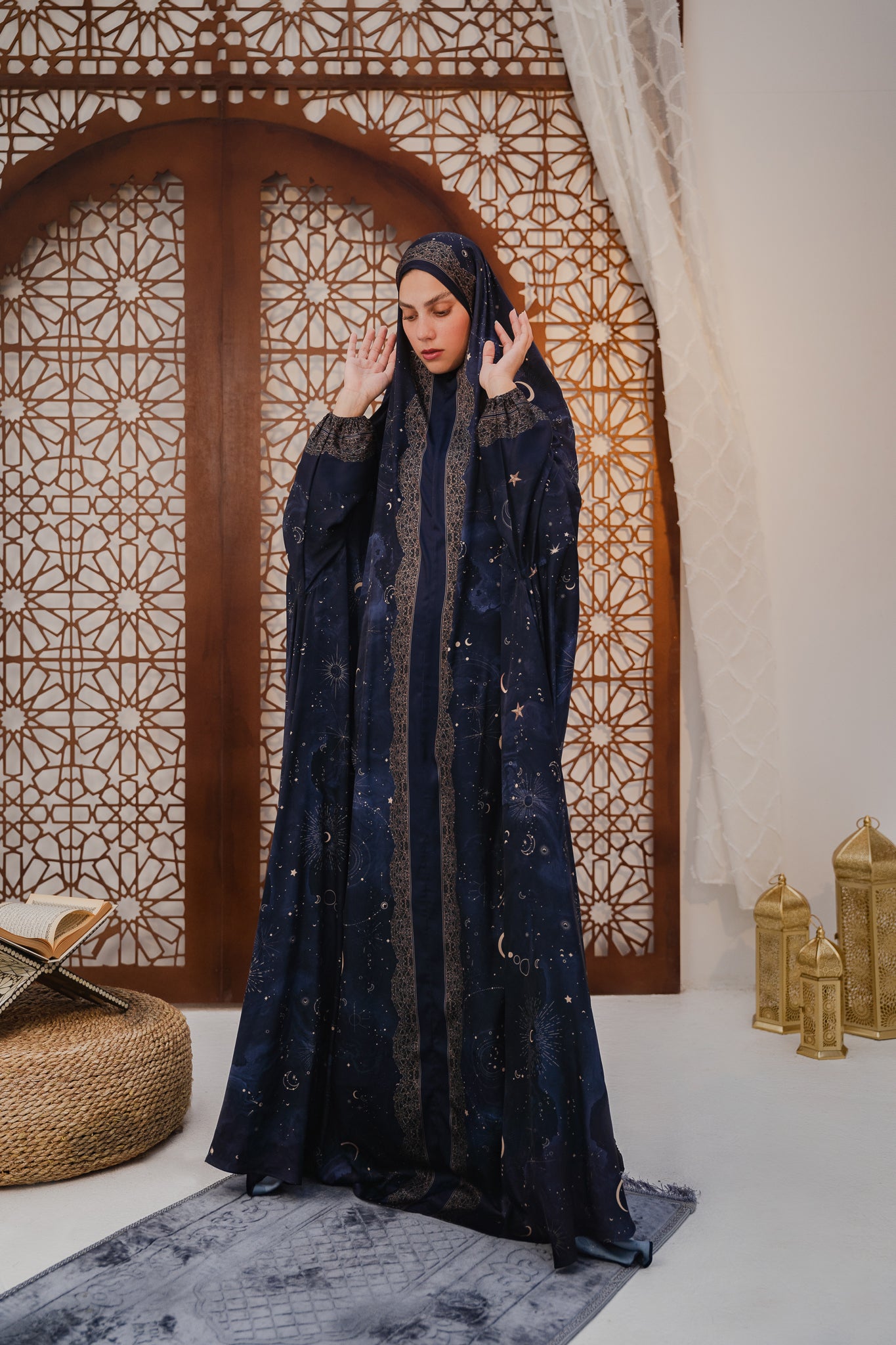 Daii Premium Satin Prayer Gown