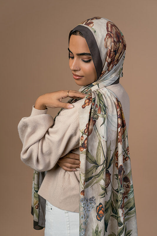 Zeina in Modal