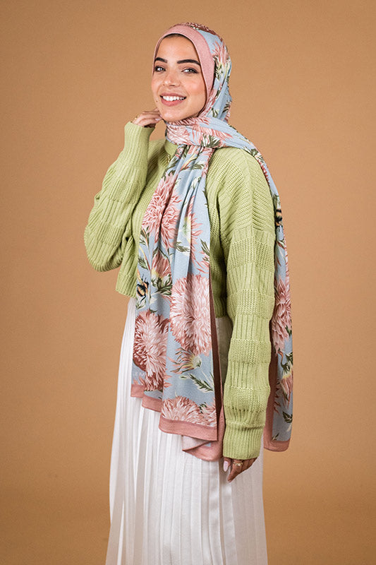 Honey Blooms in Modal