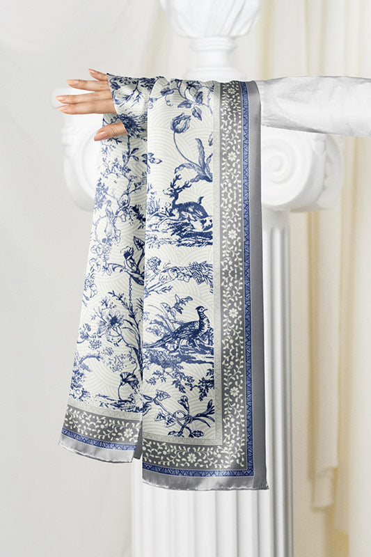 Asiatique in Satin