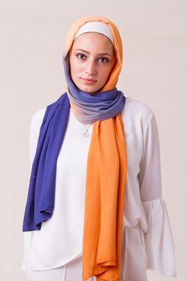 Copper Waves by EMMA. Breathable navy hijab.