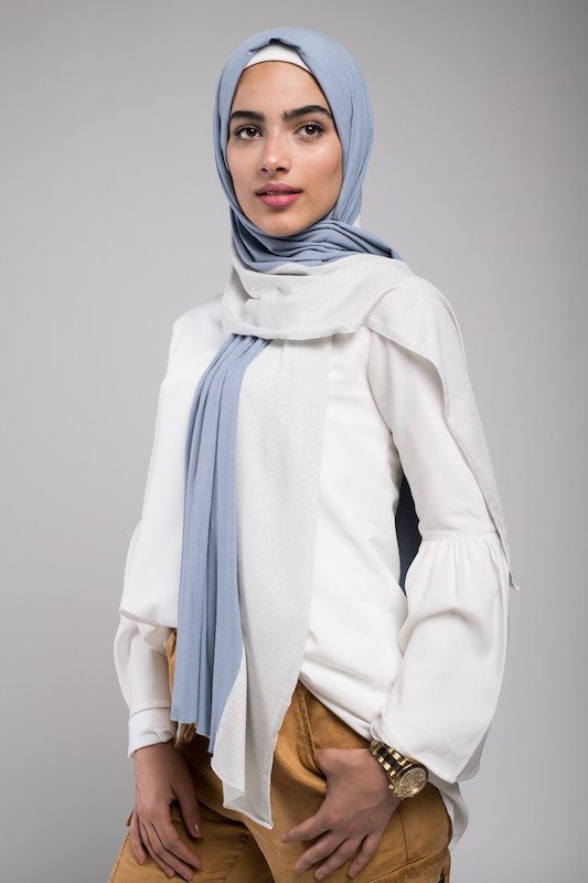 Hijabi Model in EMMA Scarf blue sugar