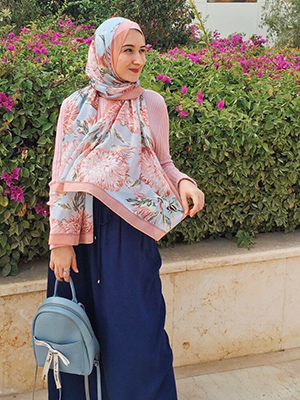 EMMA customer wearing her Honey Blooms hijab