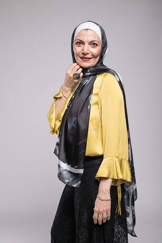 Hijabi styling EMMA scarf Black Marble satin on a yellow blouse