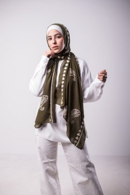 hijabi model in EMMA Scarf Love Me Olive