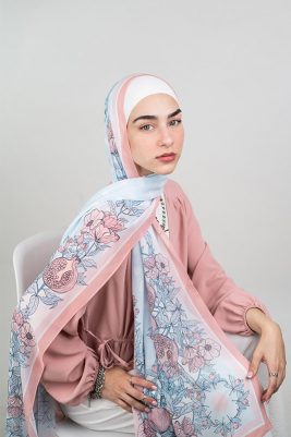 Sweet Euphoria by EMMA. Colors: baby blue, rose, white