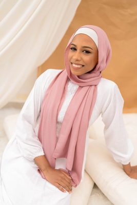 Blush Elegance by EMMA. Colors: blush hijab