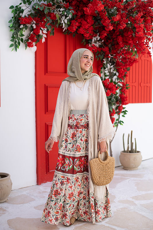 Here's The First Way to Style Maxi Dress With Hijab