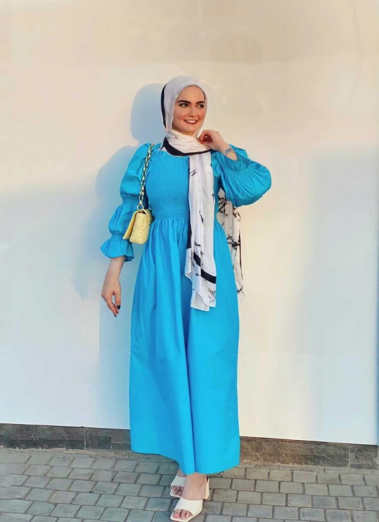 5 Summer Vacation Hijab Outfits for 2024 - EMMA