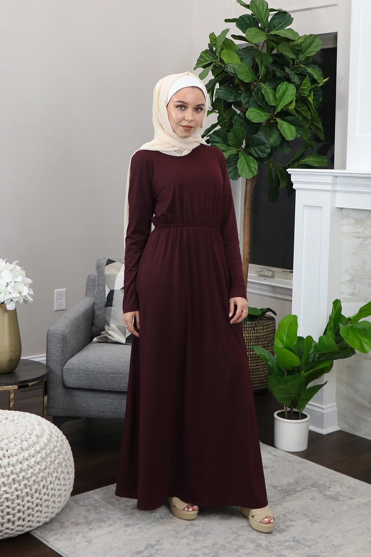 The 9 Best Modest Maxi Dresses on the Market [2025]