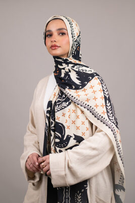 Qamariya hijab by EMMA.