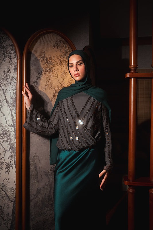 Evergreen Elegance - Image 5