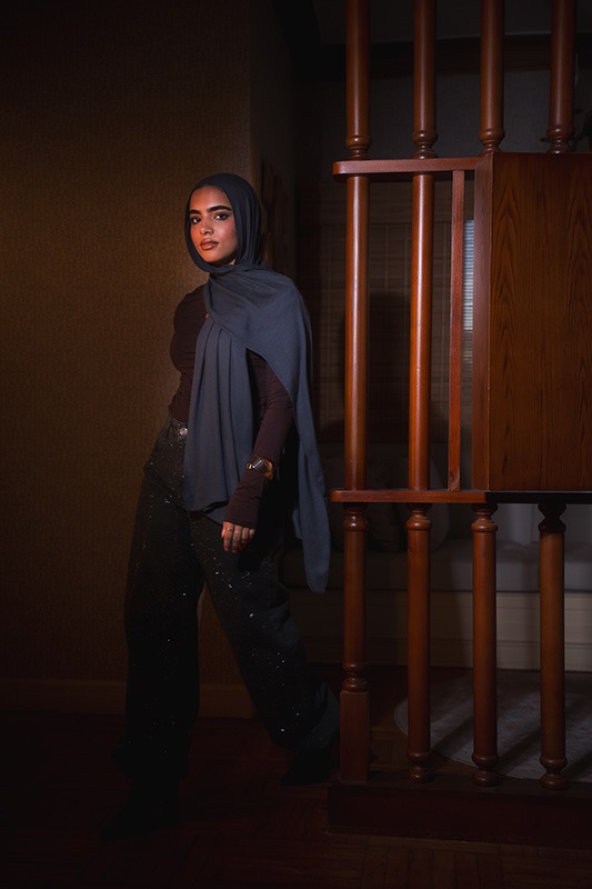 Raven Elegance - Image 3