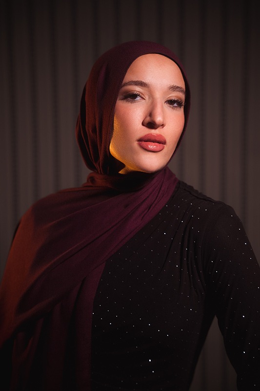 Plum Elegance - Image 2