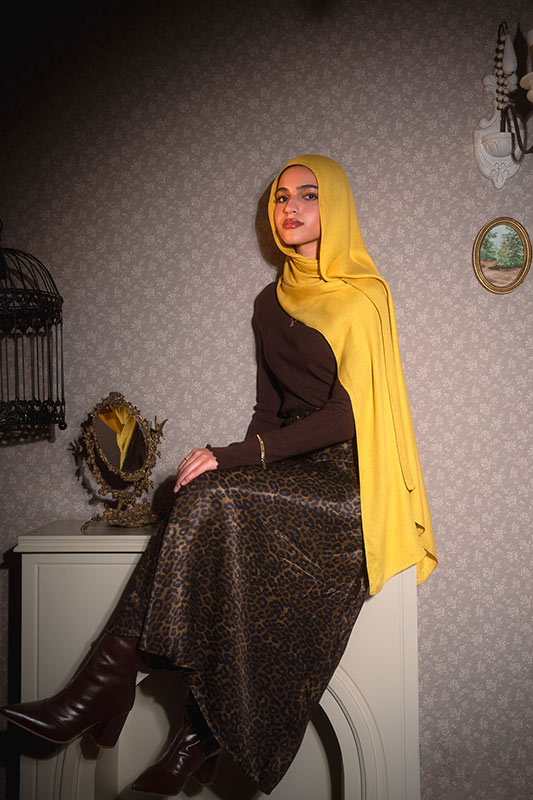 Sunflower Elegance - Image 4